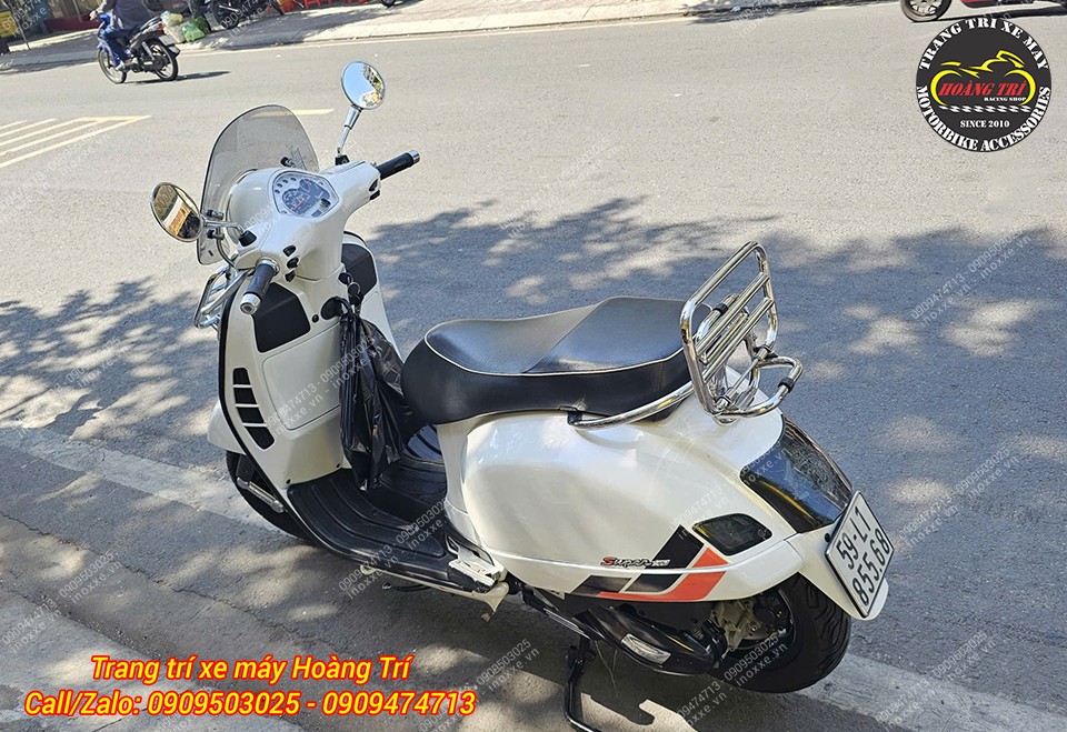 Baga sau tựa lưng Vespa GTS